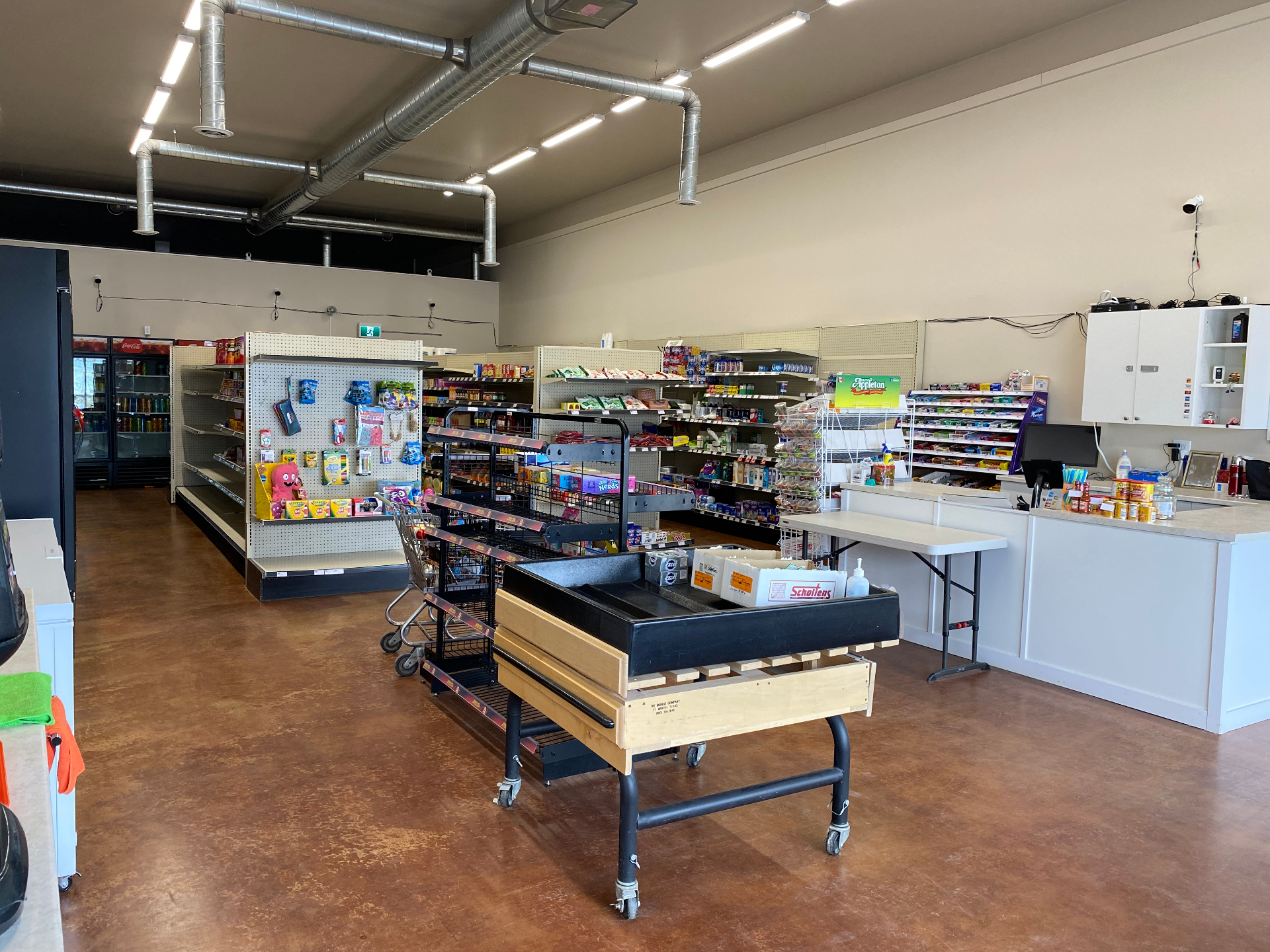 距离萨斯卡通东北部30公里，Aberdeen 商业物业出售！——林与唐地产 - 3